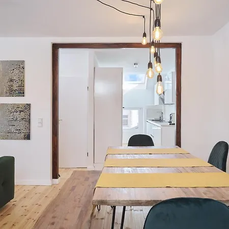 Apartment *80 M2 Stylish Apt* Netflix * Kitchen* Nespresso* Wuppertal