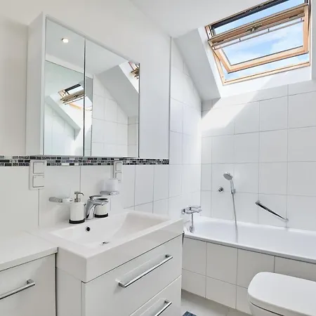 Apartmán *80 M2 Stylish Apt* Netflix * Kitchen* Nespresso*