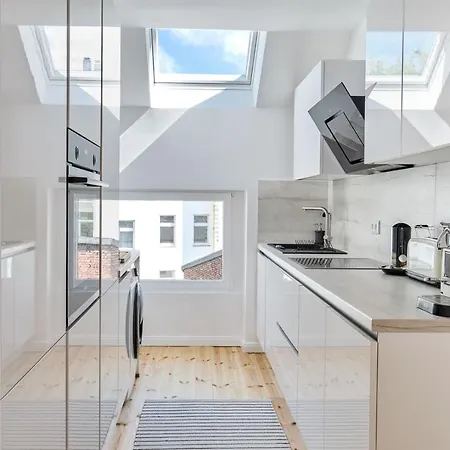 *80 M2 Stylish Apt* Netflix * Kitchen* Nespresso* Wuppertal