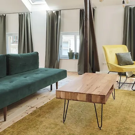 *80 M2 Stylish Apt* Netflix * Kitchen* Nespresso* アパート *