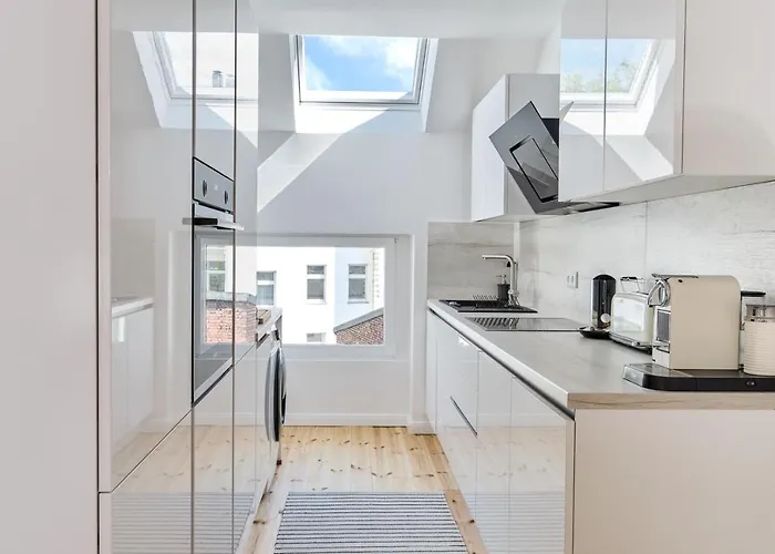 *80 M2 Stylish Apt* Netflix * Kitchen* Nespresso* Wuppertal